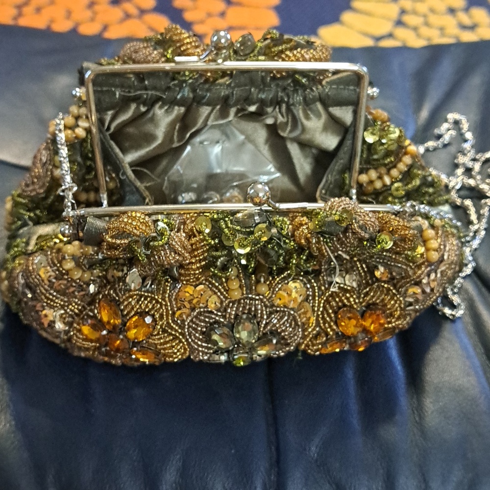 Vintage beaded with Copper And Green Beads.  kiss lock evening purse